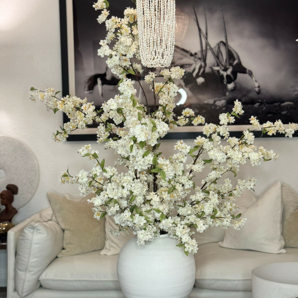 Konos Vase with Cherry Blossom – The Ever Botanic